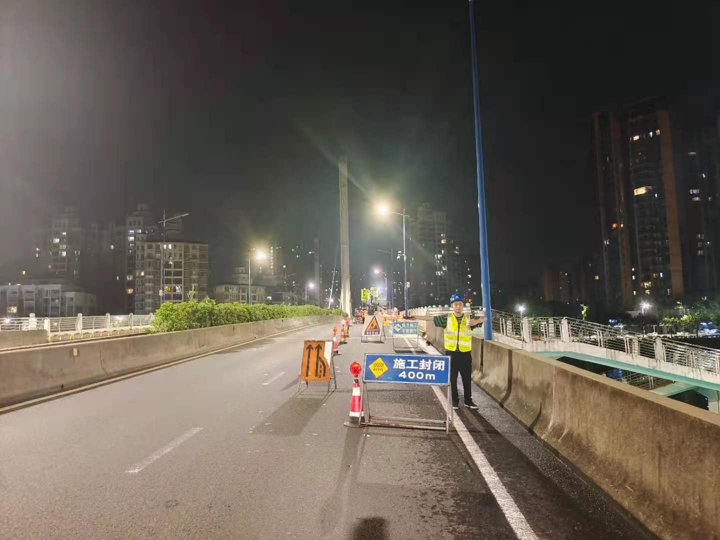 西麗橋監(jiān)測(cè)系統(tǒng)安裝