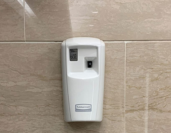空氣清香機及香罐